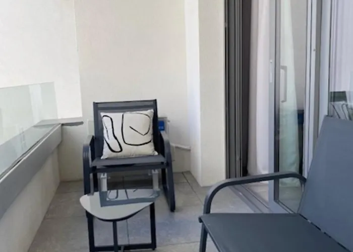 Apartmán Elysium Old Square, Free Street Parking Within The Limits Of Available Spaces And Paid Parking One Minute Away, Smart Tv Bukurešť